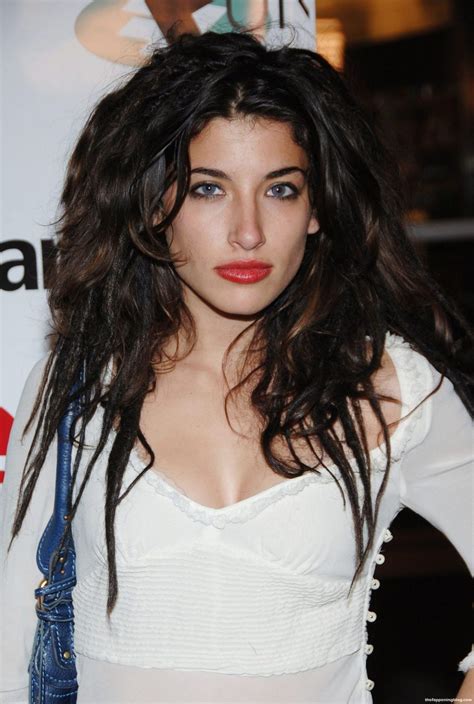 Tania Raymonde Nude – Pics and Videos